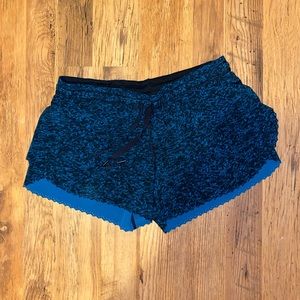 Lululemon flowy shorts